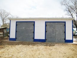 Гаражный бокс  из сэндвич-панелей, построенная компанией Альянс - Гаражный бокс , Изготовлен из сэндвич-панелей, п.Вожгалы, Кировская область